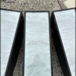 A monument dedicated to the memory of the fallen soldiers.