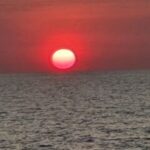 A beautiful sunset over the ocean.