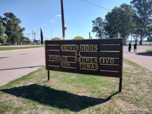 A sign welcoming visitors to a park.