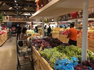 Oba Hortifruti Farm - Mercado, Frutas, Verduras, Legumes, Açougue e Adega